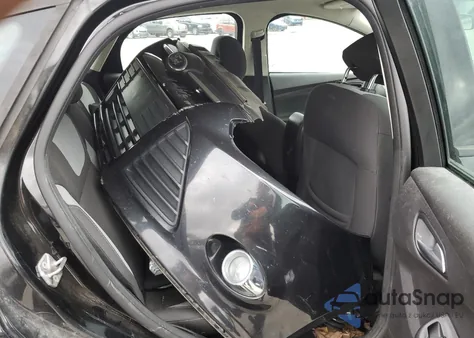 2014 Ford Focus Se z USA, uszkodzony, nr VIN 1FADP3K22EL347273